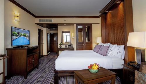 Grand Deluxe King Bed