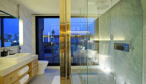 Premier Suite