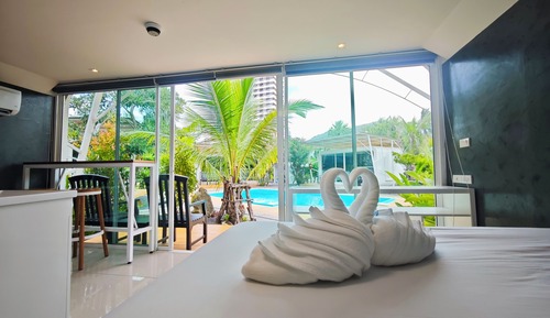 Superior Capsule Villa