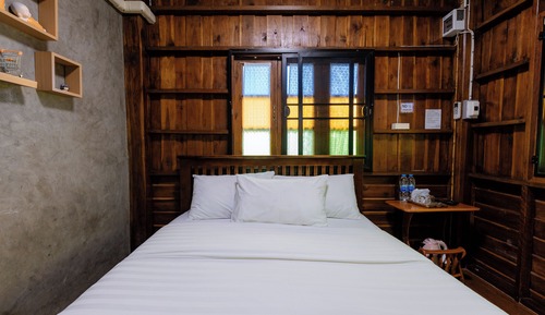Wood Terrace Room