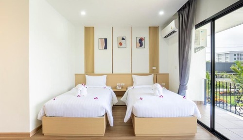 Deluxe Twin Room, Non Smoking, Pool View