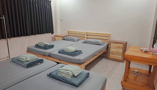 Classic Quadruple Room, Air conditioning