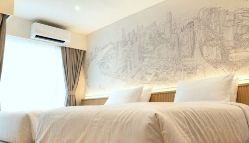 Deluxe Double or Twin Room