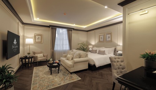 Deluxe Premier Room
