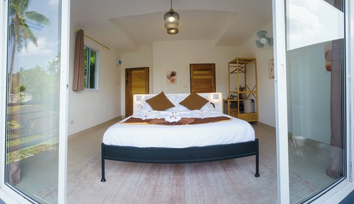 Double Room, Balcony