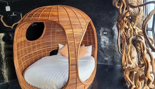MONKEY ROOM
