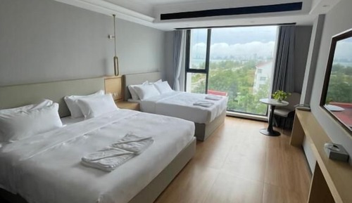 Family Room, City View