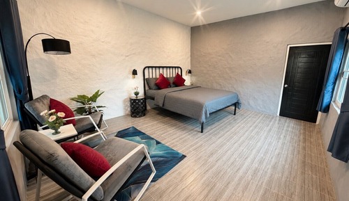 Deluxe Single Room, 1 Queen Bed, Housekeeping, Garden View