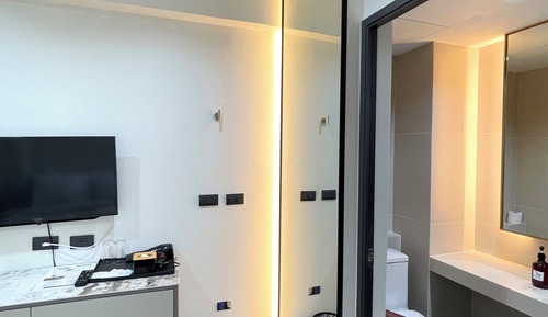 Twin Room, City View