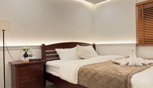 House, 2 Bedrooms
