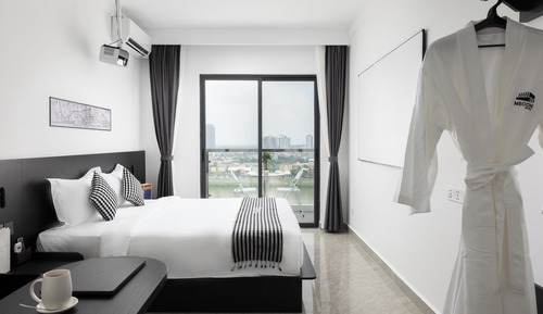 Deluxe Double Room, Balcony, River View