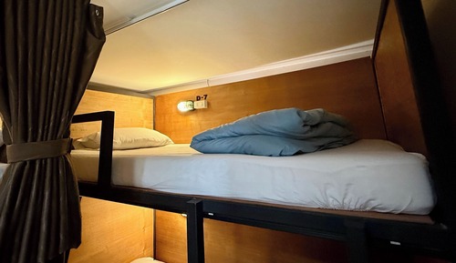 Bed in 8-Bed Mixed Dormitory Room