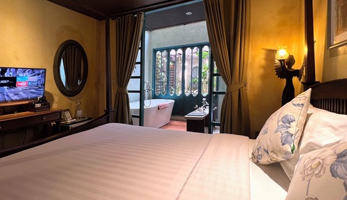 Garden Suite