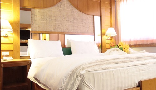 Standard Room, 1 King Bed