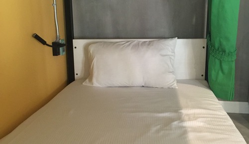 Mixed 2 beds Dormitory Shared Bathroom