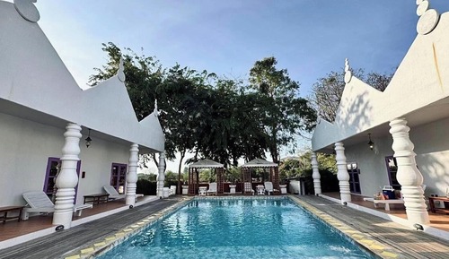 Basic Double Room, Pool View