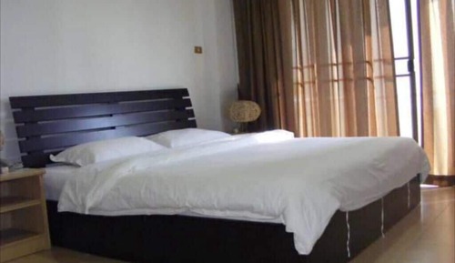 1 Bedroom Suite