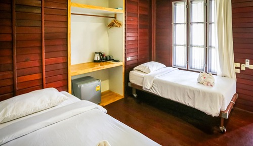 Standard Bungalow, 2 Twin Beds, Garden View