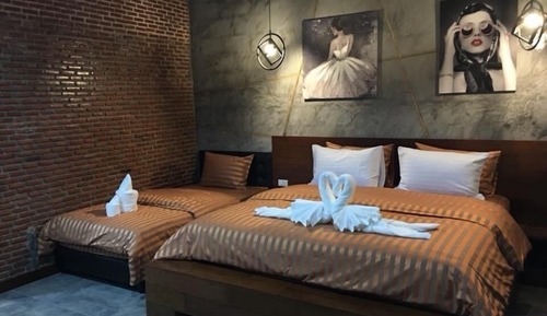 Triple Room