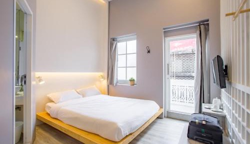 Double Room with Private Bathroom