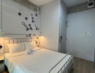 Double Room (1 Adult + 1 Child)