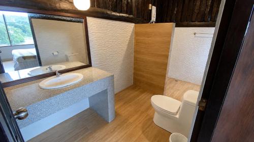 Three-Bedroom Vacation Home 