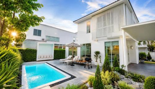 Three-Bedroom Villa