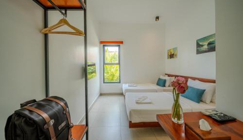 Twin Room with Pool View