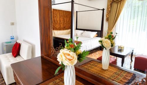 King Room with Mountain View