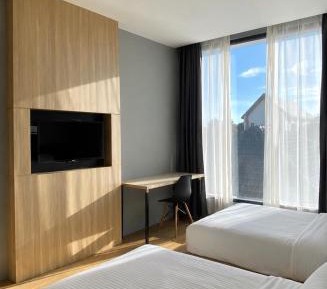 Twin Room with View