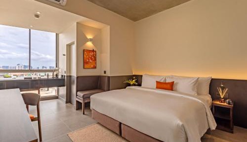 Standard King Room