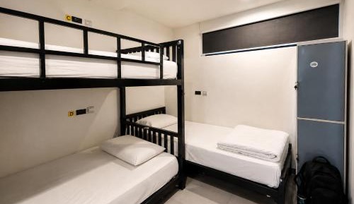Bed in 5-Bed Mixed Dormitory Room
