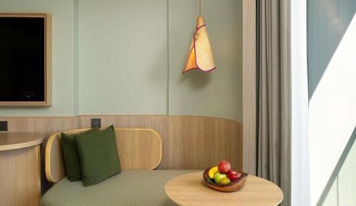 Superior Twin Room with Balcony - Garden Wing