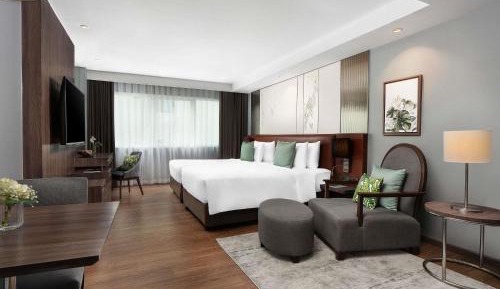 Deluxe Studio with Two Single Beds