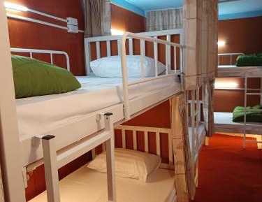 6-Bed Mixed Dormitory Room