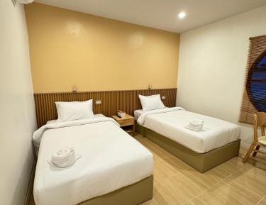 Standard Twin Room