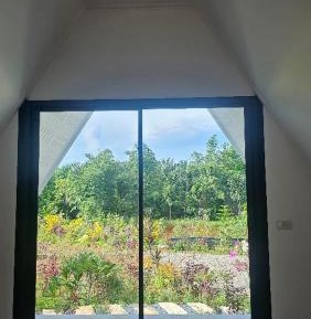 Villa with Garden View