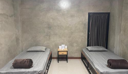 Twin Room with Shared Bathroom