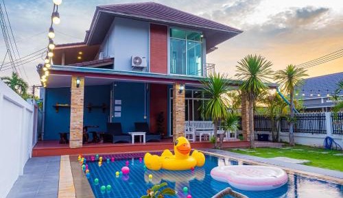 Three-Bedroom Vacation Home 