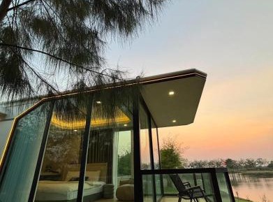 King Room with Lake View