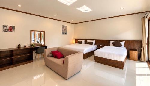 Family Room, Pool Access
