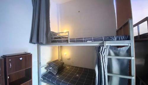 Bed in 8-Bed Mixed Dormitory Room