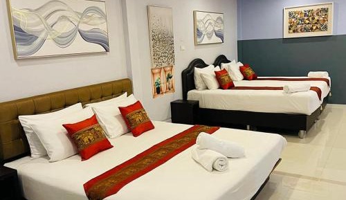 Deluxe Quadruple Room
