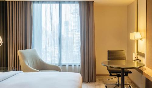 Deluxe King Room