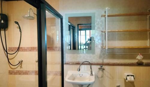 One-Bedroom Bungalow