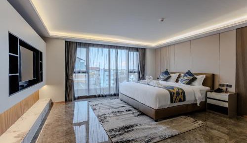 Executive Suite