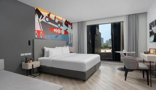 Studio Deluxe Room