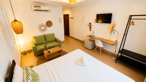 Deluxe King Room