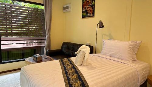 Standard Twin Room