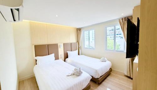 Superior Twin Room